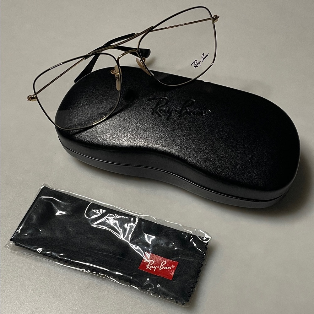 Ray-Ban Gold Metal Frame Glasses